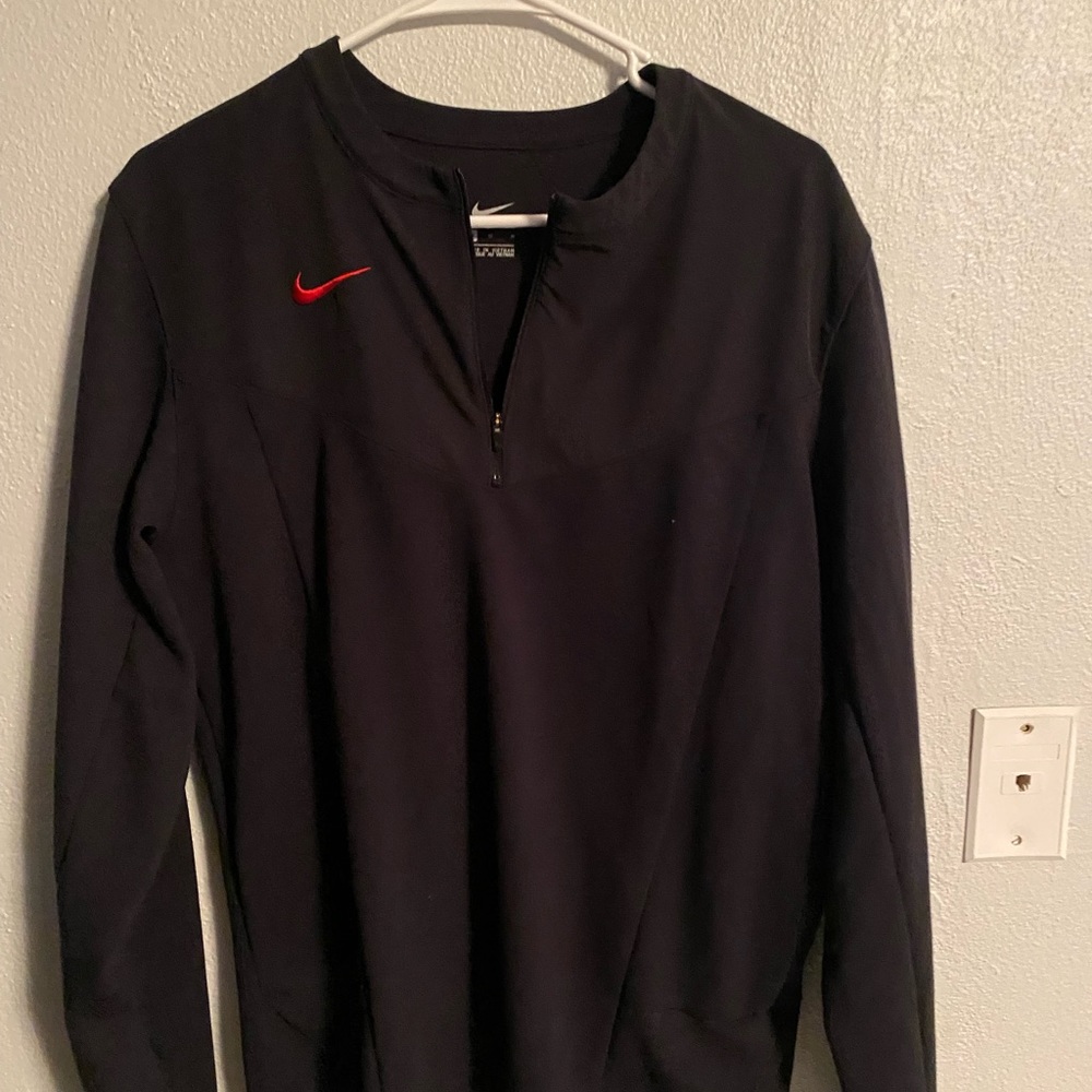 Nike crewneck VERY NEW